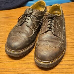 Dr Martens 3989 Leather Brogue Derbys